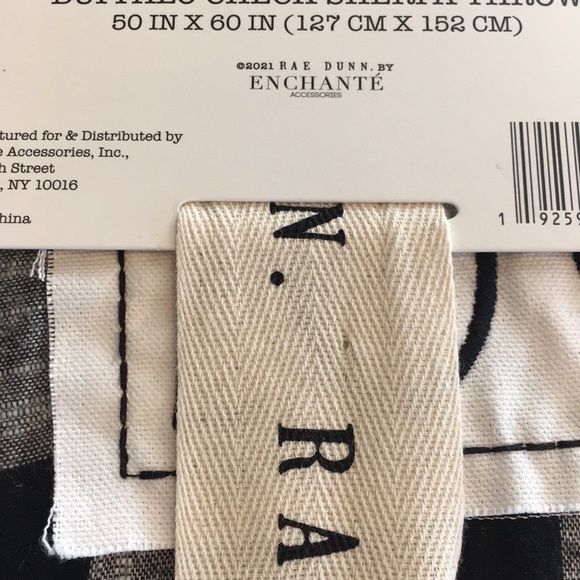 🆕Rae Dunn LOVE Buffalo Check Sherpa Throw - Picture 5 of 8